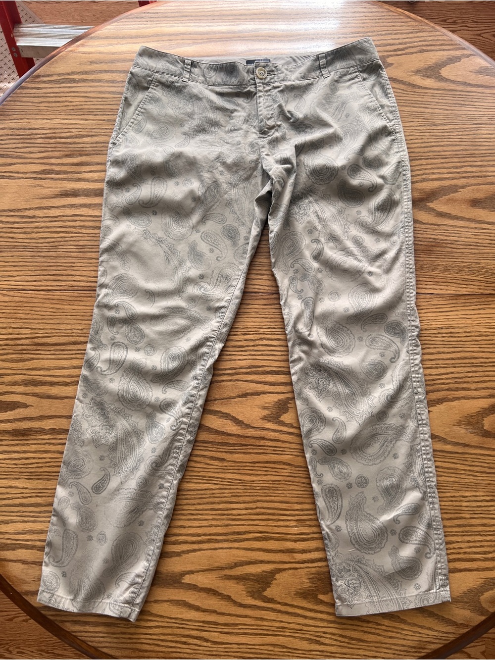 Light Paisley Stretch Crop Pants